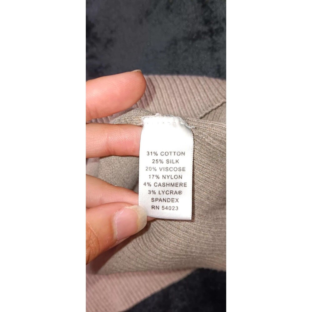 Banana Republic Silk Cotton Cashmere Blend Vneck Sweater S Taupe Brown Preppy - Picture 11 of 13